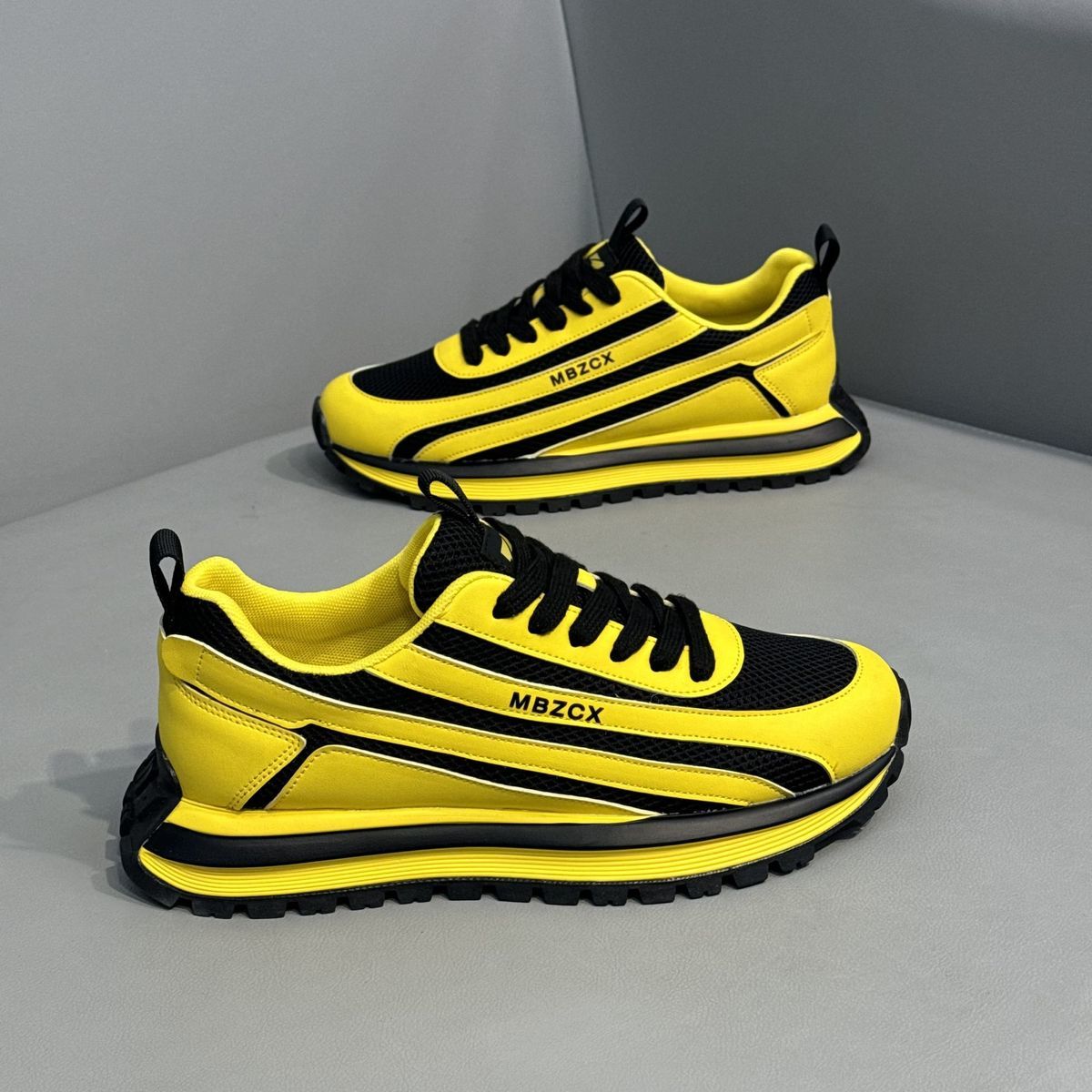 Scarpe da Corsa Traspiranti in - Sports Equipment Brand recensione e prezzo